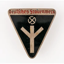 Német Nők Jóléti Szervezetének Tagsági Zománcjelvénye - Deutschen Frauenwerk Abzeichen  - "Rudolf Reiling"