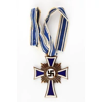 A Német Anya Becsületkeresztjének Bronz Fokozata - Ehrenkreuz Der Deutschen Mutter 3. Stf. Bronze  A Német Anya Becsületkeresztjének Bronz Fokozata - Ehrenkreuz Der Deutschen Mutter 3. Stf. Bronze