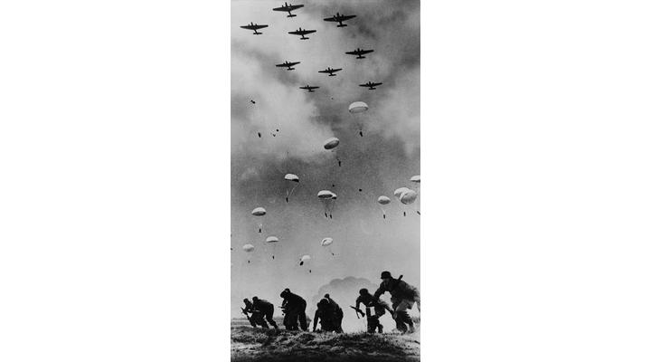 A Légierő Ejtőernyős Jelvénye (Fallschirmschützenabzeichen-Luftwaffe)