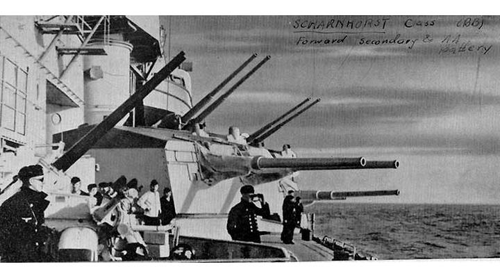 Felszíni Flottajelvény - Flotten-Kriegsabzeichen
