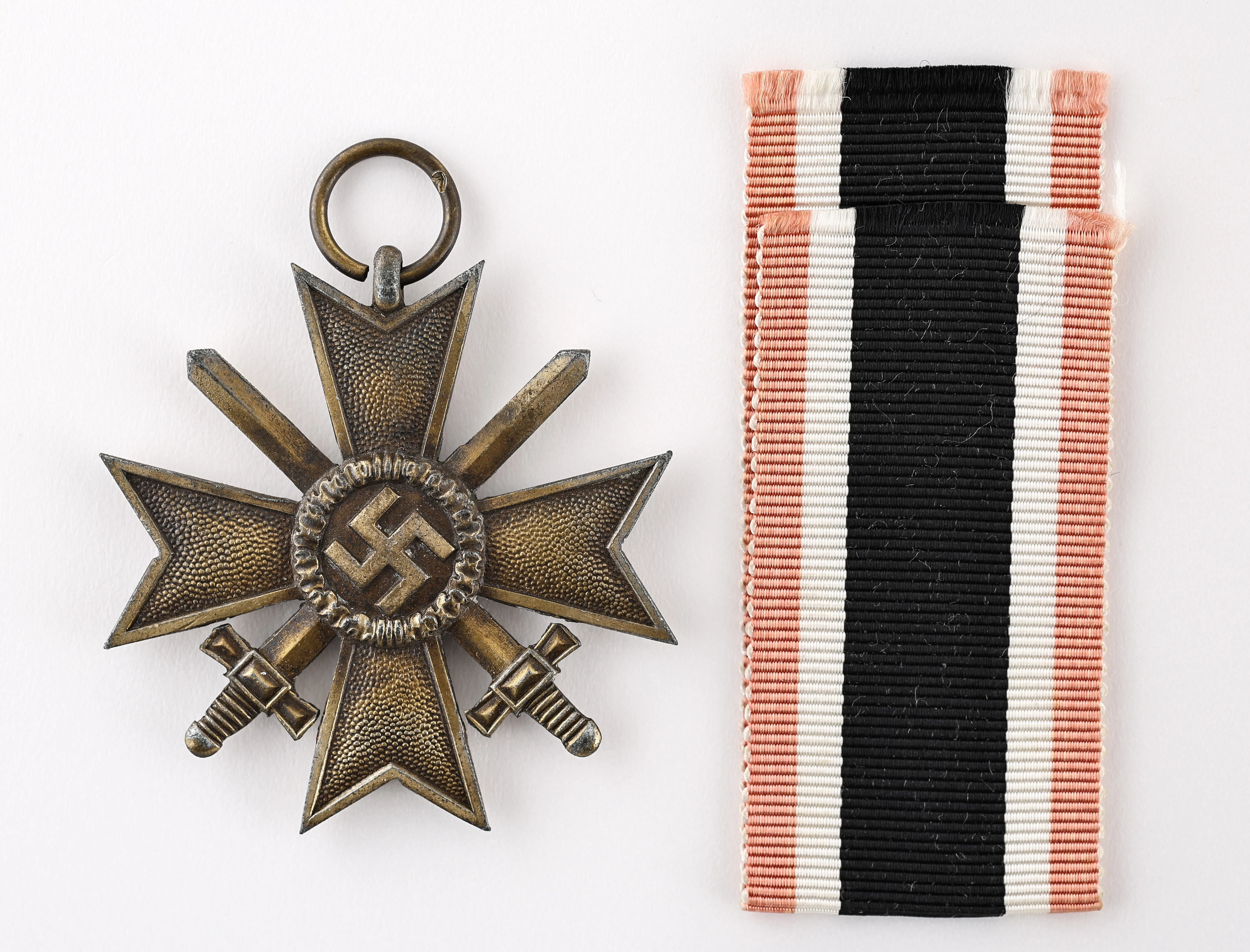 Német Háborús Érdemkereszt Kardokkal - Kriegsverdienstkreuz 2. Klasse Mit Schwertern - 